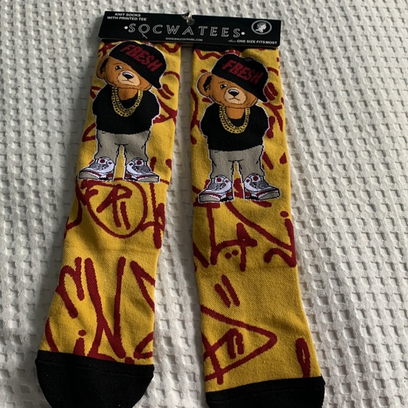 Socwatees Bear T-Shirt with socks Size Large - Picture 8 of 10